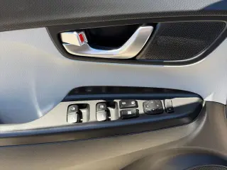 Hyundai KONA 2023 AWD SEL 4dr Crossover