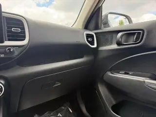 Hyundai VENUE 2023 Limited 4dr Crossover
