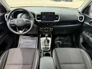 Hyundai VENUE 2023 Limited 4dr Crossover