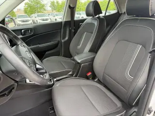 Hyundai VENUE 2023 Limited 4dr Crossover