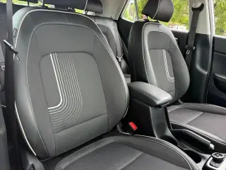 Hyundai VENUE 2023 Limited 4dr Crossover