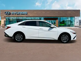 Hyundai ELANTRA Hybrid 2025 Blue 4dr Sedan