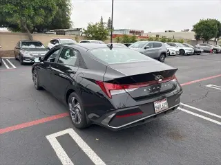 Hyundai ELANTRA 2025 SEL Sport 4dr Sedan