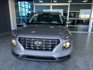 Hyundai VENUE 2025 Limited 4dr Crossover