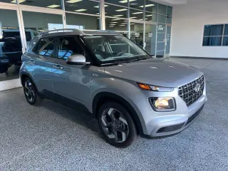 Hyundai VENUE 2025 Limited 4dr Crossover