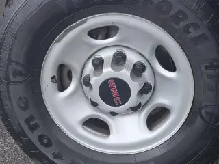 GMC Savana 2023 3500 3dr Cargo Van