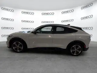 Ford Mustang Mach-E 2023 Premium 4dr SUV
