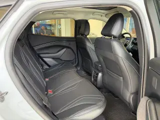 Ford Mustang Mach-E 2023 Premium 4dr SUV