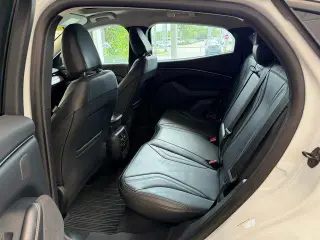 Ford Mustang Mach-E 2023 Premium 4dr SUV