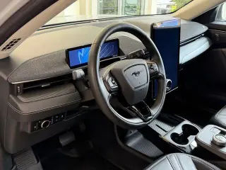 Ford Mustang Mach-E 2023 Premium 4dr SUV