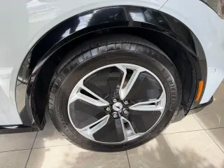 Ford Mustang Mach-E 2023 Premium 4dr SUV