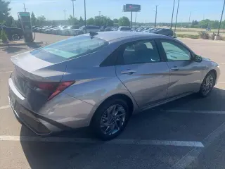 Hyundai ELANTRA 2024 SEL 4dr Sedan