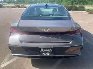Hyundai ELANTRA 2024 SEL 4dr Sedan