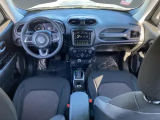 Jeep Renegade 2023