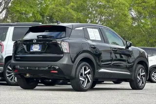 Nissan Kicks 2025 SV 4dr Crossover