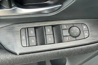 Nissan Kicks 2025 SV 4dr Crossover