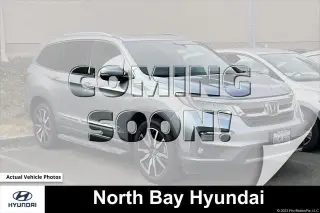 Honda Pilot 2019 AWD Touring 4dr SUV w/Rear Captain's Chairs