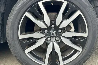 Honda Pilot 2019 AWD Touring 4dr SUV w/Rear Captain's Chairs