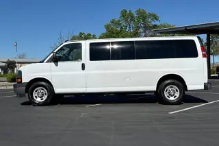 Chevrolet Express 2024 LT 3500 3dr Extended Passenger Van