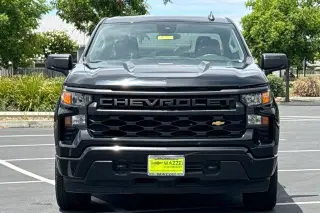 Chevrolet Silverado 1500 2023 4x2 Custom 4dr Crew Cab 5.8 ft. SB