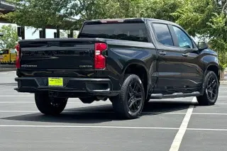 Chevrolet Silverado 1500 2023 4x2 Custom 4dr Crew Cab 5.8 ft. SB