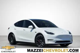 Tesla Model Y 2023 AWD Performance 4dr Crossover