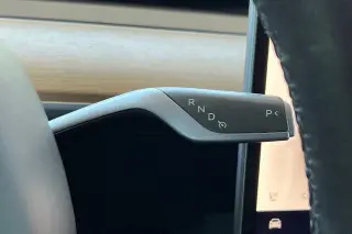 Tesla Model Y 2023 AWD Performance 4dr Crossover