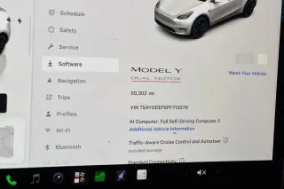 Tesla Model Y 2023 AWD Performance 4dr Crossover