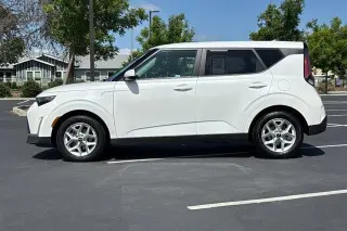 Kia Soul 2024 S 4dr Crossover