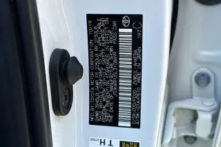 Toyota Prius 2020 Limited 4dr Hatchback
