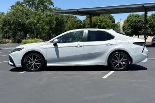 Toyota Camry 2024 SE 4dr Sedan