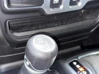 Jeep Wrangler 2020 4x4 Willys Sport 2dr SUV