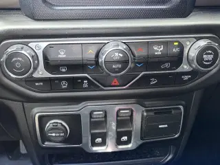Jeep Wrangler 2020 4x4 Willys Sport 2dr SUV
