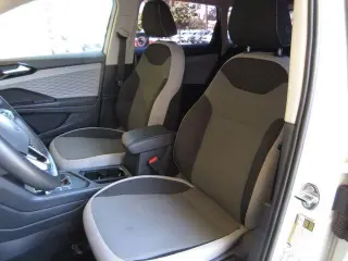 Volkswagen Taos 2022 S 4dr SUV