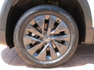 Volkswagen Taos 2022 S 4dr SUV