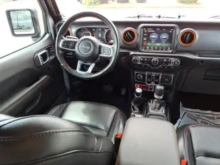 Jeep Gladiator 2023 4x4 Mojave 4dr Crew Cab 5.0 ft. SB