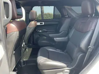 Ford Explorer 2022 AWD Platinum 4dr SUV