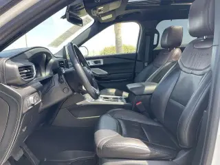 Ford Explorer 2022 AWD Platinum 4dr SUV