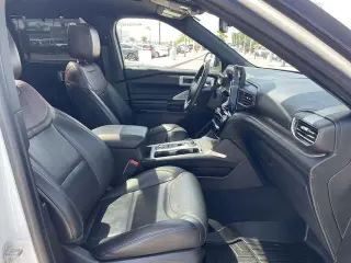 Ford Explorer 2022 AWD Platinum 4dr SUV