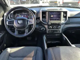 Ram 1500 2019 4x4 Big Horn 4dr Crew Cab 5.6 ft. SB Pickup