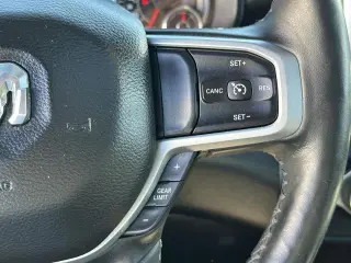 Ram 1500 2019 4x4 Big Horn 4dr Crew Cab 5.6 ft. SB Pickup