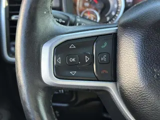 Ram 1500 2019 4x4 Big Horn 4dr Crew Cab 5.6 ft. SB Pickup
