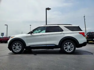 Ford Explorer 2022 AWD XLT 4dr SUV