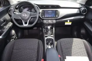 Nissan Kicks 2023 SV 4dr Crossover