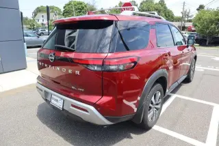 Nissan Pathfinder 2024 AWD SL 4dr SUV