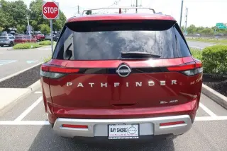 Nissan Pathfinder 2024 AWD SL 4dr SUV