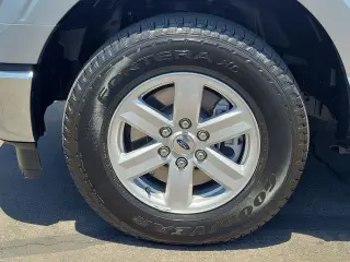 Ford F-150 2022 4x2 XL 4dr SuperCrew 5.5 ft. SB