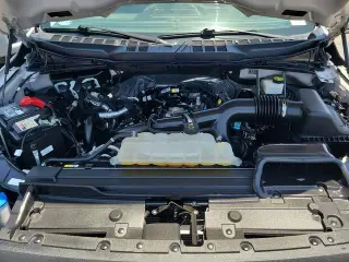 Ford F-150 2022 4x2 XL 4dr SuperCrew 5.5 ft. SB
