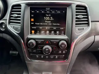 2017 Jeep Grand Cherokee Altitude