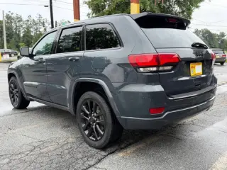 2017 Jeep Grand Cherokee Altitude